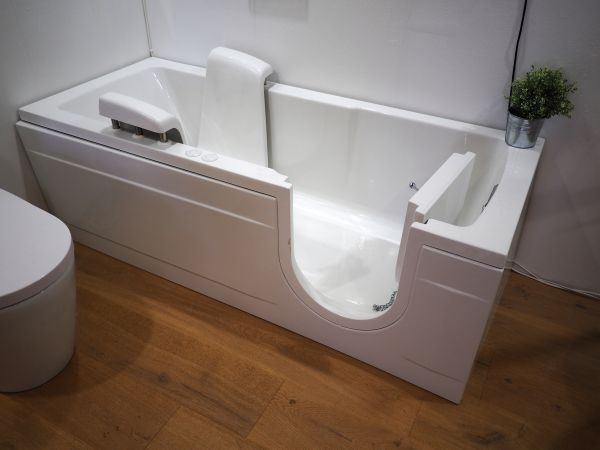 Walk In Tub Installation in Euclid